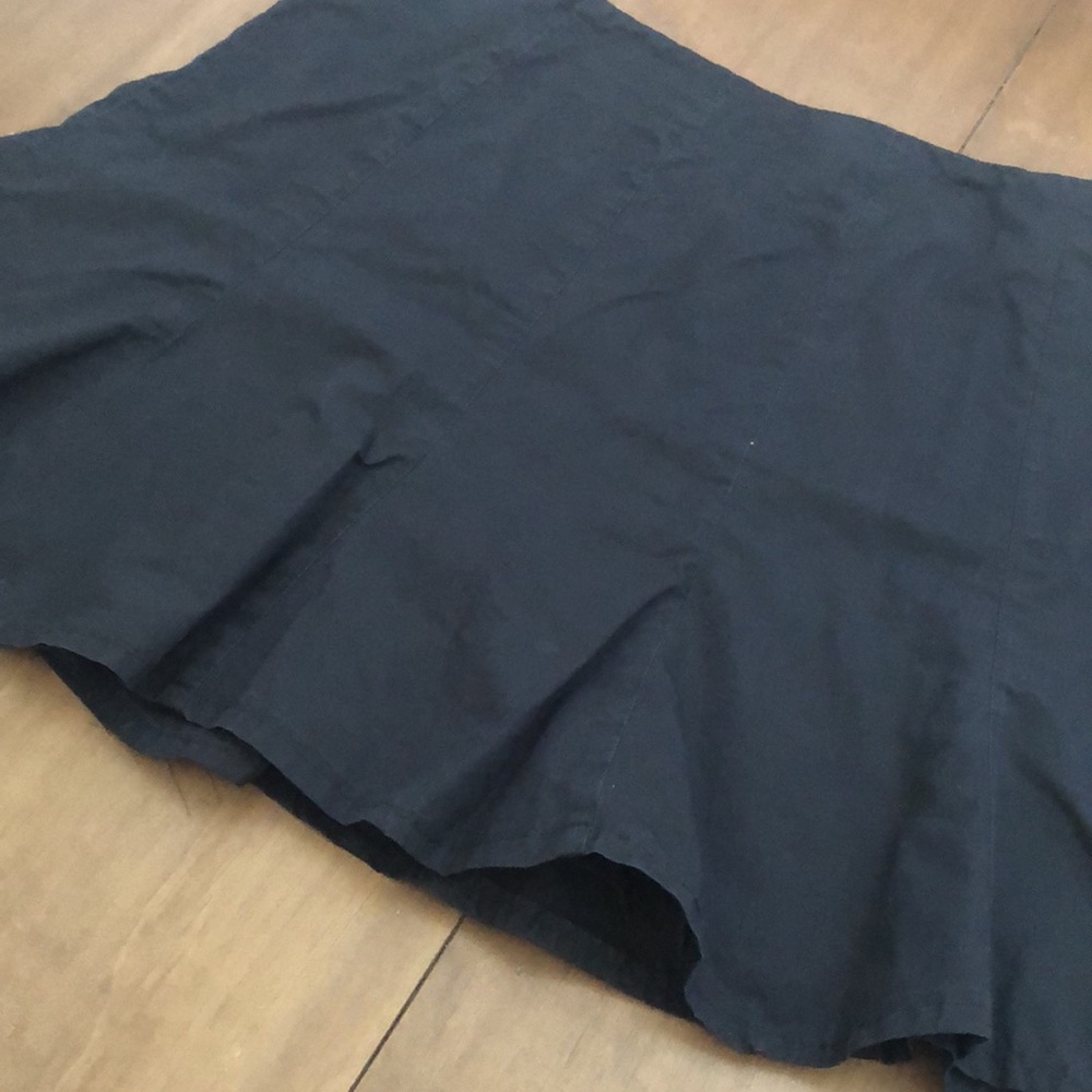 Pleated Mini Skirt - Picture 5 of 6